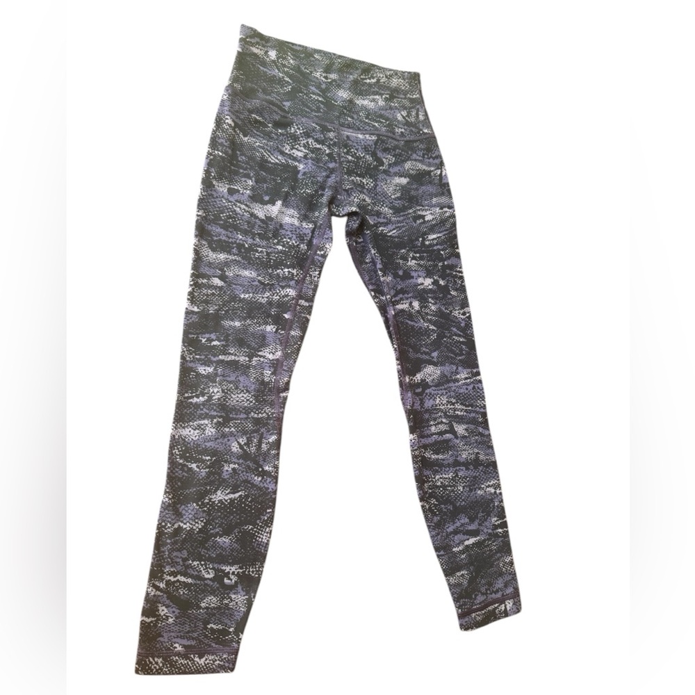 Lululemon Wunder Under Hi-Rise Size 4 - Picture 8 of 15